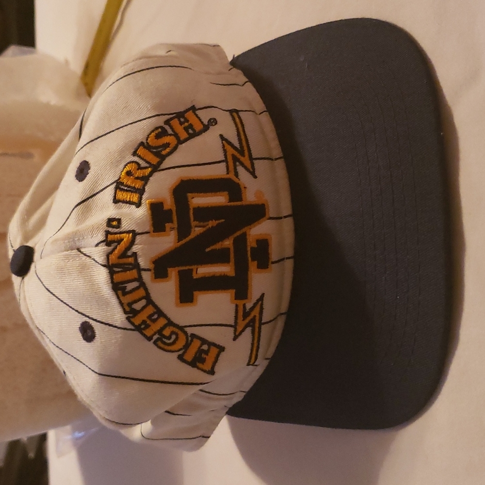 Vintage Notre Dame Fightin’ Irish #1 Apparel First String Drawstring Hat USA